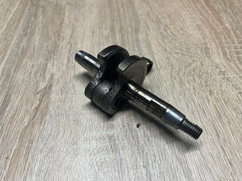 FUJI ROBIN HT01 WAŁ KORBOWY KORBOWÓD FUJI ROBIN HT01 WAŁ KORBOWY KORBOWÓD