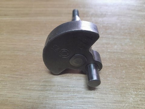 RYOBI PLT 3043A WAŁ KORBOWY RYOBI PLT 3043A WAŁ KORBOWY