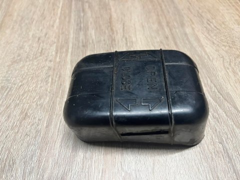 FUJI ROBIN HT01 OSŁONA OBUDOWA POKRYWA FUJI ROBIN HT01 OSŁONA OBUDOWA POKRYWA