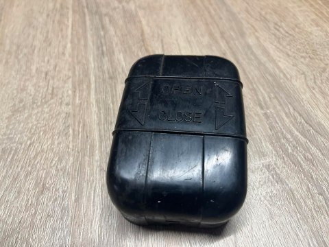 FUJI ROBIN HT01 OSŁONA OBUDOWA POKRYWA FUJI ROBIN HT01 OSŁONA OBUDOWA POKRYWA