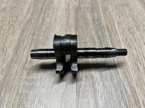 FUJI ROBIN HT01 WAŁ KORBOWY KORBOWÓD FUJI ROBIN HT01 WAŁ KORBOWY KORBOWÓD