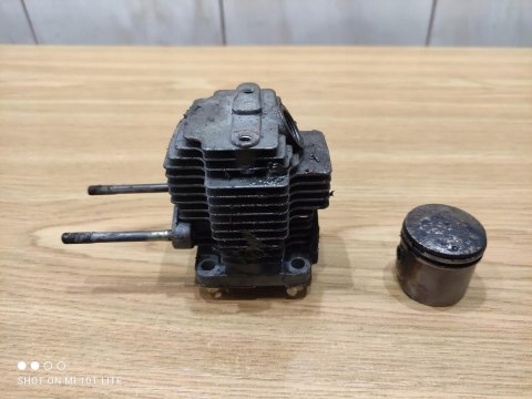 KUBOTA X760 NOŻYCE CYLINDER TŁOK KOMPLET KUBOTA X760 NOŻYCE CYLINDER TŁOK KOMPLET