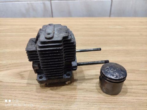 KUBOTA X760 NOŻYCE CYLINDER TŁOK KOMPLET KUBOTA X760 NOŻYCE CYLINDER TŁOK KOMPLET