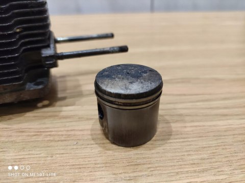 KUBOTA X760 NOŻYCE CYLINDER TŁOK KOMPLET KUBOTA X760 NOŻYCE CYLINDER TŁOK KOMPLET