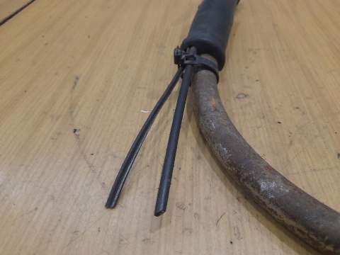 KUBOTA D420 RĄCZKA GAZU RĘKOJEŚĆ UCHWYT KUBOTA D420 RĄCZKA GAZU RĘKOJEŚĆ UCHWYT