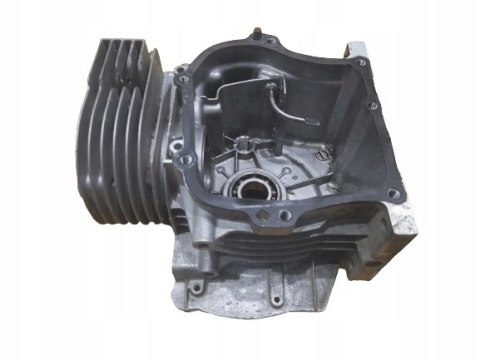 KUBOTA TF 55-II CYLINDER KARTER OBUDOWA ZAWORY