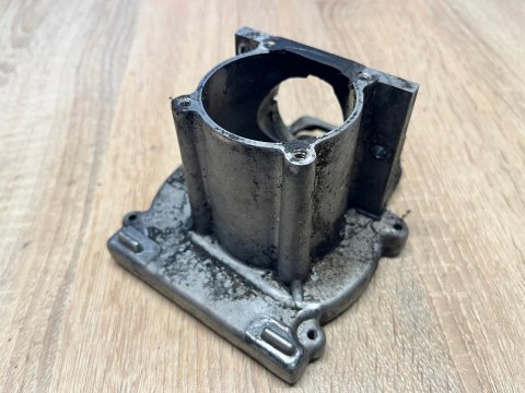 RYOBI PBC 3046YE KARTER OBUDOWA SILNIKA KORPUS RYOBI PBC 3046YE KARTER OBUDOWA SILNIKA KORPUS