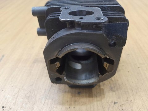 RYOBI PBC254YES CYLINDER TŁOK ORYGINAŁ KOMPLET RYOBI PBC254YES CYLINDER TŁOK ORYGINAŁ KOMPLET