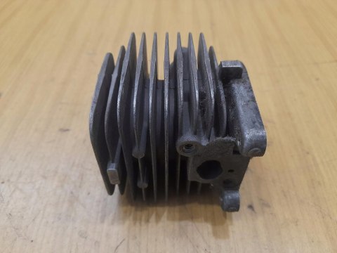 RYOBI PLT 3043A CYLINDER TŁOK ORYGINAŁ KOMPLET RYOBI PLT 3043A CYLINDER TŁOK ORYGINAŁ KOMPLET