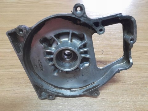 RYOBI PLT 3043A KARTER OBUDOWA SILNIKA KORPUS RYOBI PLT 3043A KARTER OBUDOWA SILNIKA KORPUS