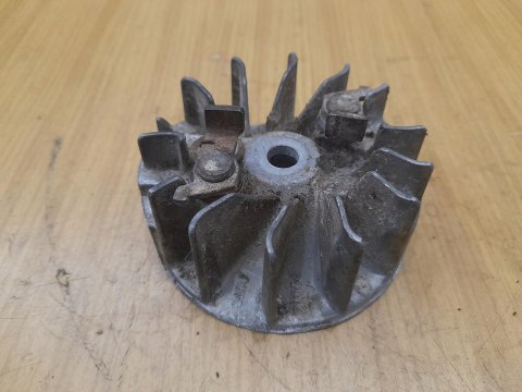 RYOBI PLT 3043A MAGNETO KOŁO MAGNESOWE RYOBI PLT 3043A MAGNETO KOŁO MAGNESOWE