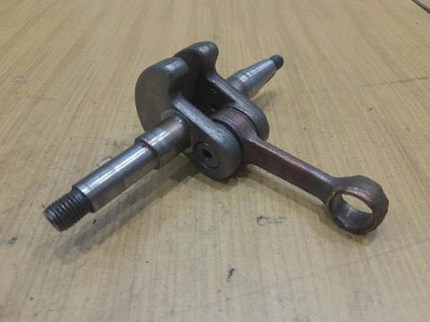 TECHNIC TRT4545CH-V16 WAŁ KORBOWY KORBOWÓD TECHNIC TRT4545CH-V16 WAŁ KORBOWY KORBOWÓD