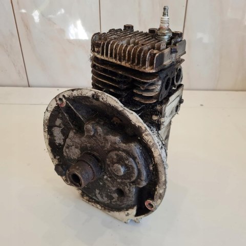 TECUMSEH ASPERA HT 35 SILNIK CYLINDER TŁOK WAŁ SPRAWNY TECUMSEH ASPERA HT 35 SILNIK CYLINDER TŁOK WAŁ SPRAWNY