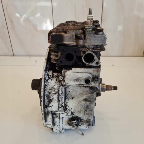 TECUMSEH ASPERA HT 35 SILNIK CYLINDER TŁOK WAŁ SPRAWNY TECUMSEH ASPERA HT 35 SILNIK CYLINDER TŁOK WAŁ SPRAWNY