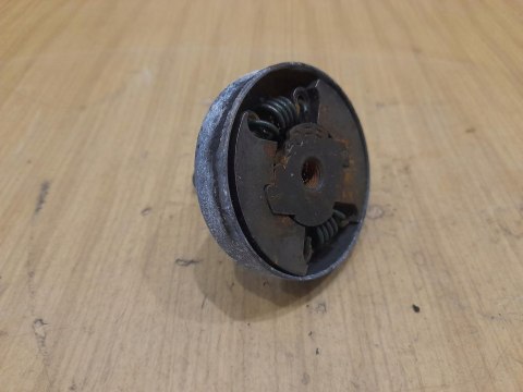 RYOBI 780R SPRZĘGŁO BĘBEN DZWON KOSZ KPL RYOBI 780R SPRZĘGŁO BĘBEN DZWON KOSZ KPL