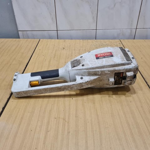 RYOBI EBC 1040 OSŁONA OBUDOWA RĘKOJEŚĆ KORPUS RYOBI EBC 1040 OSŁONA OBUDOWA RĘKOJEŚĆ KORPUS