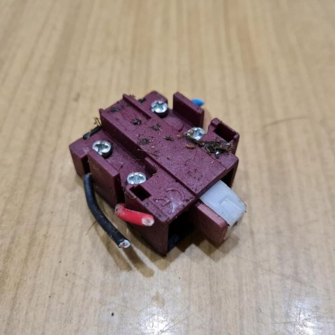 RYOBI EBC 1040 WŁĄCZNIK WYŁĄCZNIK PRZYCISK RYOBI EBC 1040 WŁĄCZNIK WYŁĄCZNIK PRZYCISK