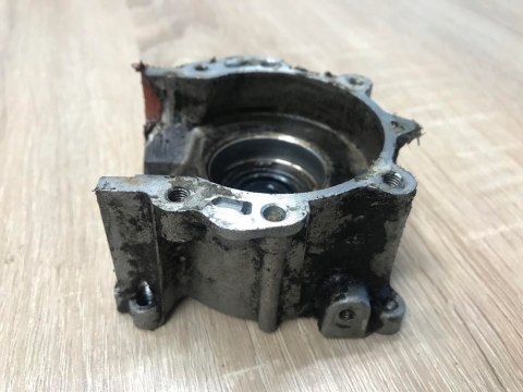 KOSA 1E40F KARTER OBUDOWA SILNIKA KORPUS KOSA 1E40F KARTER OBUDOWA SILNIKA KORPUS