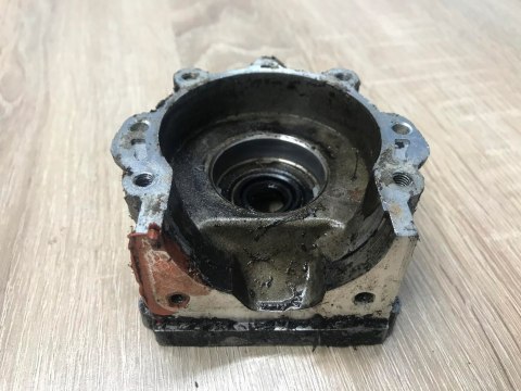 KOSA 1E40F KARTER OBUDOWA SILNIKA KORPUS KOSA 1E40F KARTER OBUDOWA SILNIKA KORPUS