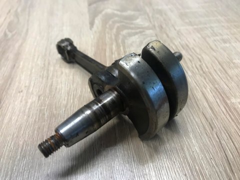 KOSA 1E40F WAŁ KORBOWY KORBOWÓD KOSA 1E40F WAŁ KORBOWY KORBOWÓD