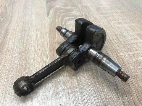 KOSA 1E40F WAŁ KORBOWY KORBOWÓD KOSA 1E40F WAŁ KORBOWY KORBOWÓD