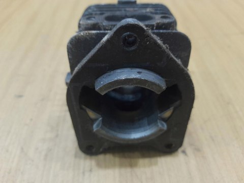 KOSA BS 26 CYLINDER TŁOK ORYGINAŁ KOMPLET KOSA BS 26 CYLINDER TŁOK ORYGINAŁ KOMPLET
