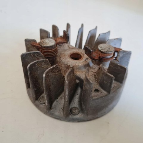 RYOBI 305RT MAGNETO KOŁO MAGNESOWE RYOBI 305RT MAGNETO KOŁO MAGNESOWE