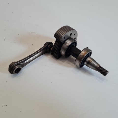 RYOBI 305RT WAŁ KORBOWY KORBOWÓD RYOBI 305RT WAŁ KORBOWY KORBOWÓD