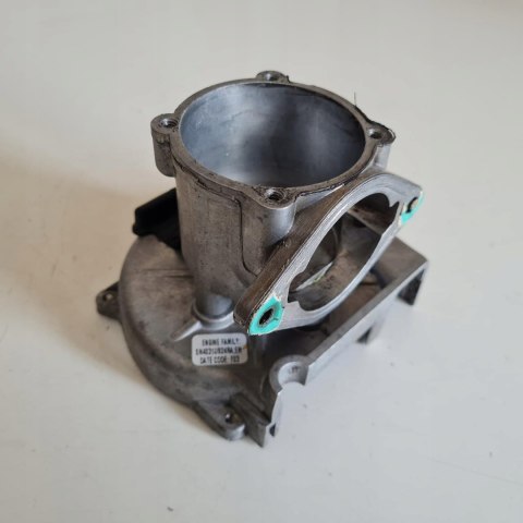 RYOBI 320 RC KARTER OBUDOWA SILNIKA KORPUS RYOBI 320 RC KARTER OBUDOWA SILNIKA KORPUS