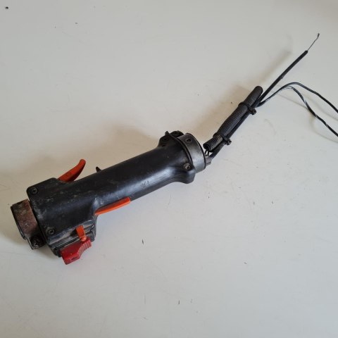 RYOBI 320 RC RĄCZKA GAZU RĘKOJEŚĆ MANETKA RYOBI 320 RC RĄCZKA GAZU RĘKOJEŚĆ MANETKA