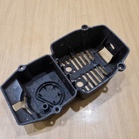 RYOBI 700R OSŁONA OBUDOWA POKRYWA KORPUS RYOBI 700R OSŁONA OBUDOWA POKRYWA KORPUS