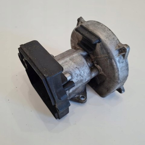 RYOBI 725R KARTER OBUDOWA SILNIKA KORPUS RYOBI 725R KARTER OBUDOWA SILNIKA KORPUS