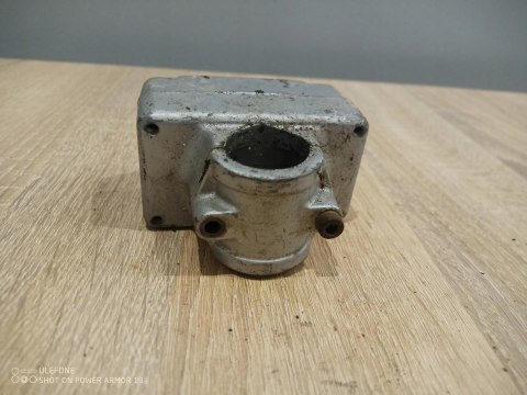 KOMATSU ZENOAH G4K UCHWYT MOCOWANIE OBEJMA KOMATSU ZENOAH G4K UCHWYT MOCOWANIE OBEJMA