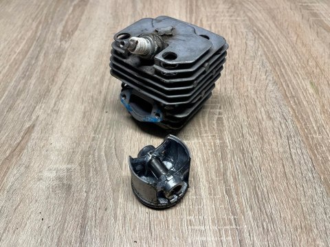 ERMAN HM5201 CYLINDER TŁOK ORYGINAŁ KOMPLET ERMAN HM5201 CYLINDER TŁOK ORYGINAŁ KOMPLET