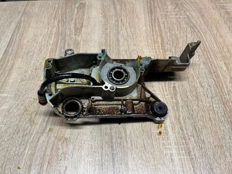 ERMAN HM5201 KARTER OBUDOWA SILNIKA KORPUS ERMAN HM5201 KARTER OBUDOWA SILNIKA KORPUS