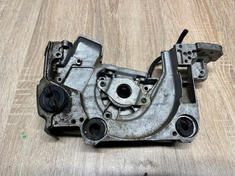 ERMAN HM5201 KARTER OBUDOWA SILNIKA KORPUS ERMAN HM5201 KARTER OBUDOWA SILNIKA KORPUS