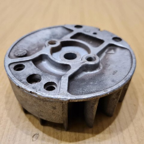 KOMATSU ZENOAH G22L MAGNETO KOŁO MAGNESOWE KOMATSU ZENOAH G22L MAGNETO KOŁO MAGNESOWE