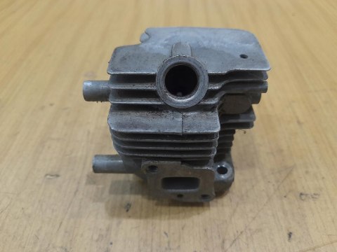 KOMATSU ZENOAH G23L CYLINDER ORYGINAŁ KOMATSU ZENOAH G23L CYLINDER ORYGINAŁ