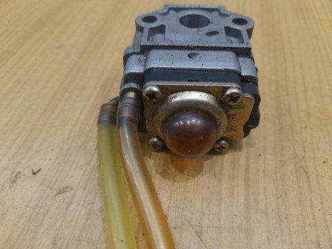 KOMATSU ZENOAH G23L GAŹNIK ORYGINAŁ KOMATSU ZENOAH G23L GAŹNIK ORYGINAŁ