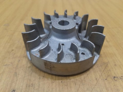 KOMATSU ZENOAH G23L MAGNETO KOŁO MAGNESOWE KOMATSU ZENOAH G23L MAGNETO KOŁO MAGNESOWE