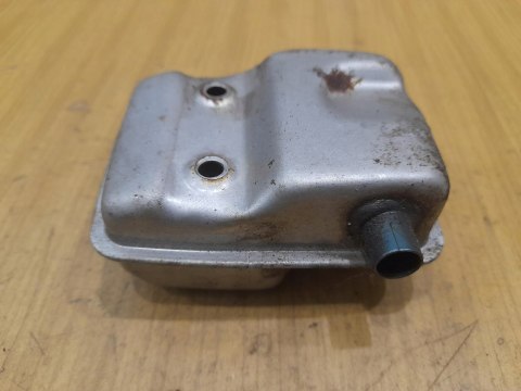 KOMATSU ZENOAH G23L TŁUMIK WYDECH KOMATSU ZENOAH G23L TŁUMIK WYDECH