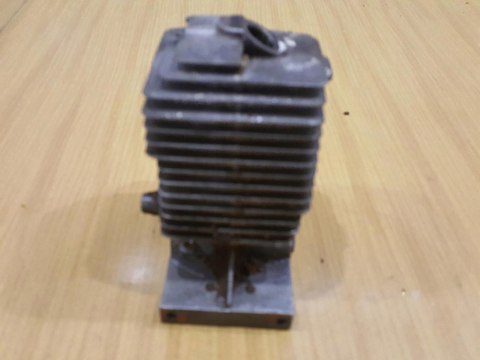 KOMATSU ZENOAH G380 AVS CYLINDER TŁOK KOMPLET KOMATSU ZENOAH G380 AVS CYLINDER TŁOK KOMPLET
