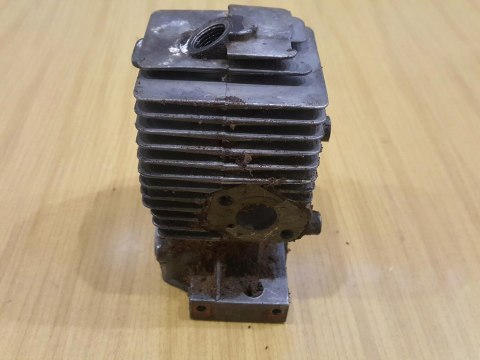 KOMATSU ZENOAH G380 AVS CYLINDER TŁOK KOMPLET KOMATSU ZENOAH G380 AVS CYLINDER TŁOK KOMPLET