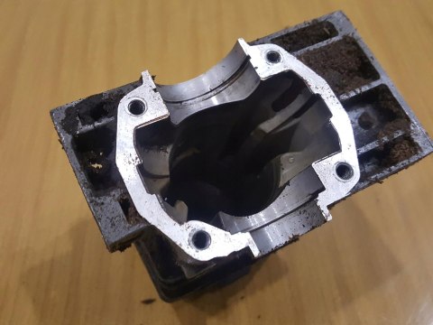 KOMATSU ZENOAH G380 AVS CYLINDER TŁOK KOMPLET KOMATSU ZENOAH G380 AVS CYLINDER TŁOK KOMPLET