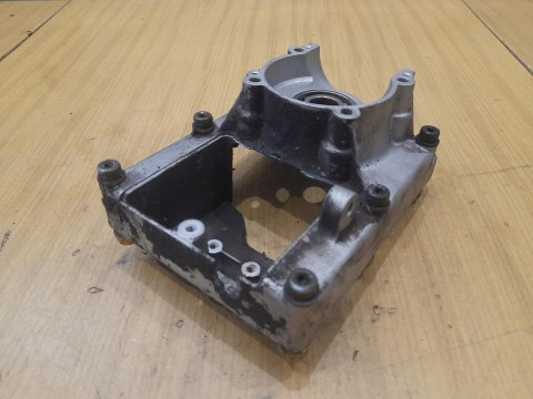 KOMATSU ZENOAH EBZ4800 KARTER OBUDOWA SILNIKA KOMATSU ZENOAH EBZ4800 KARTER OBUDOWA SILNIKA