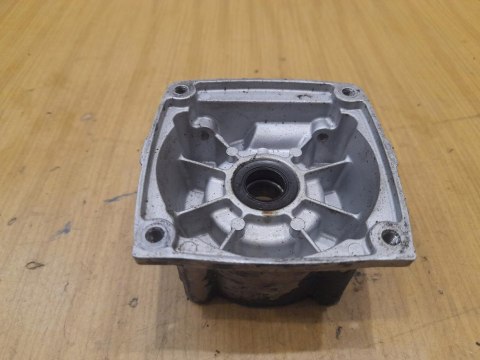 KOMATSU ZENOAH EBZ4800 KARTER OBUDOWA SILNIKA KOMATSU ZENOAH EBZ4800 KARTER OBUDOWA SILNIKA