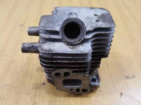 KOMATSU ZENOAH eHT602D CYLINDER TŁOK ORYGINAŁ KPL KOMATSU ZENOAH eHT602D CYLINDER TŁOK ORYGINAŁ KPL
