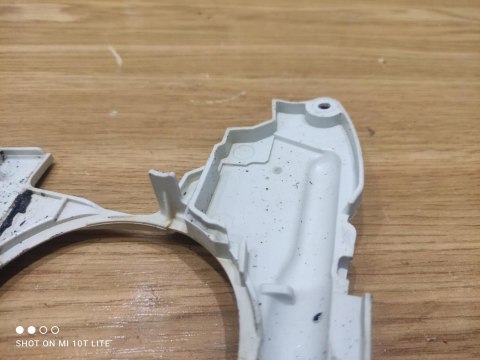STIHL MS 311 OSŁONA POKRYWA MASKOWNICA OBUDOWA STIHL MS 311 OSŁONA POKRYWA MASKOWNICA OBUDOWA