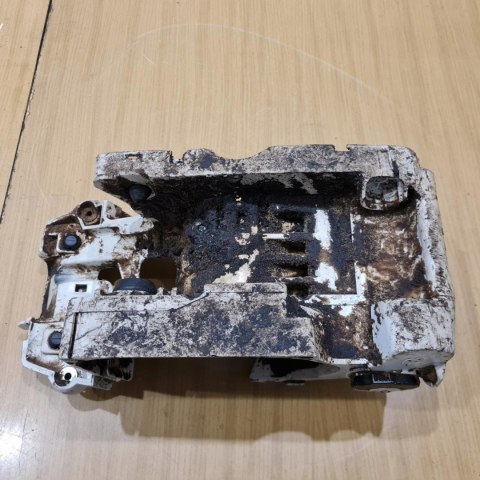 STIHL MS 391 KARTER OSŁONA OBUDOWA KORPUS ZBIORNIK STIHL MS 391 KARTER OSŁONA OBUDOWA KORPUS ZBIORNIK