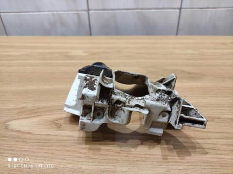 STIHL MS 391 OSŁONA PODSTAWA MOCOWANIE STIHL MS 391 OSŁONA PODSTAWA MOCOWANIE